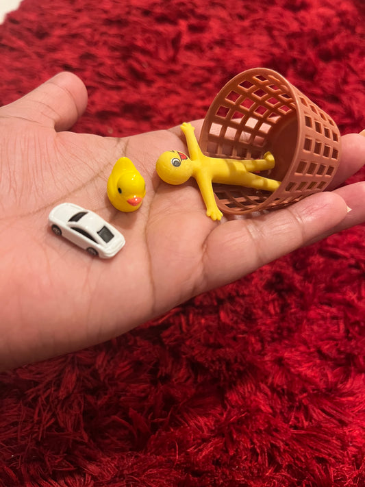 Elf’s toy Basket ( 3 toys * basket )